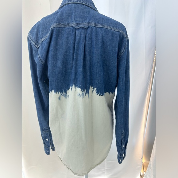 LEVIS women’s “shacket” - Picture 3 of 3